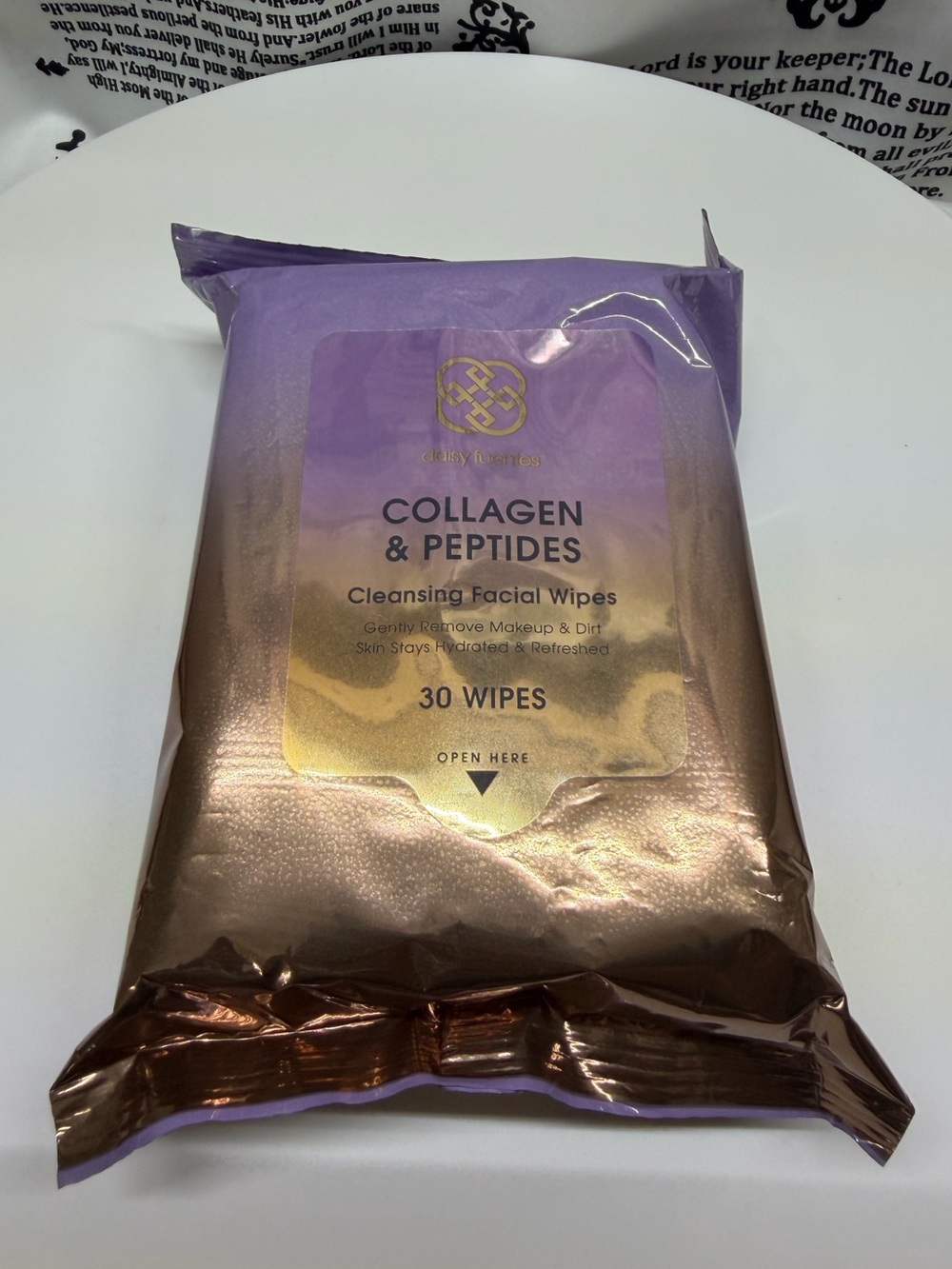 Collagen & Peptides Cleansing Facial Wipes